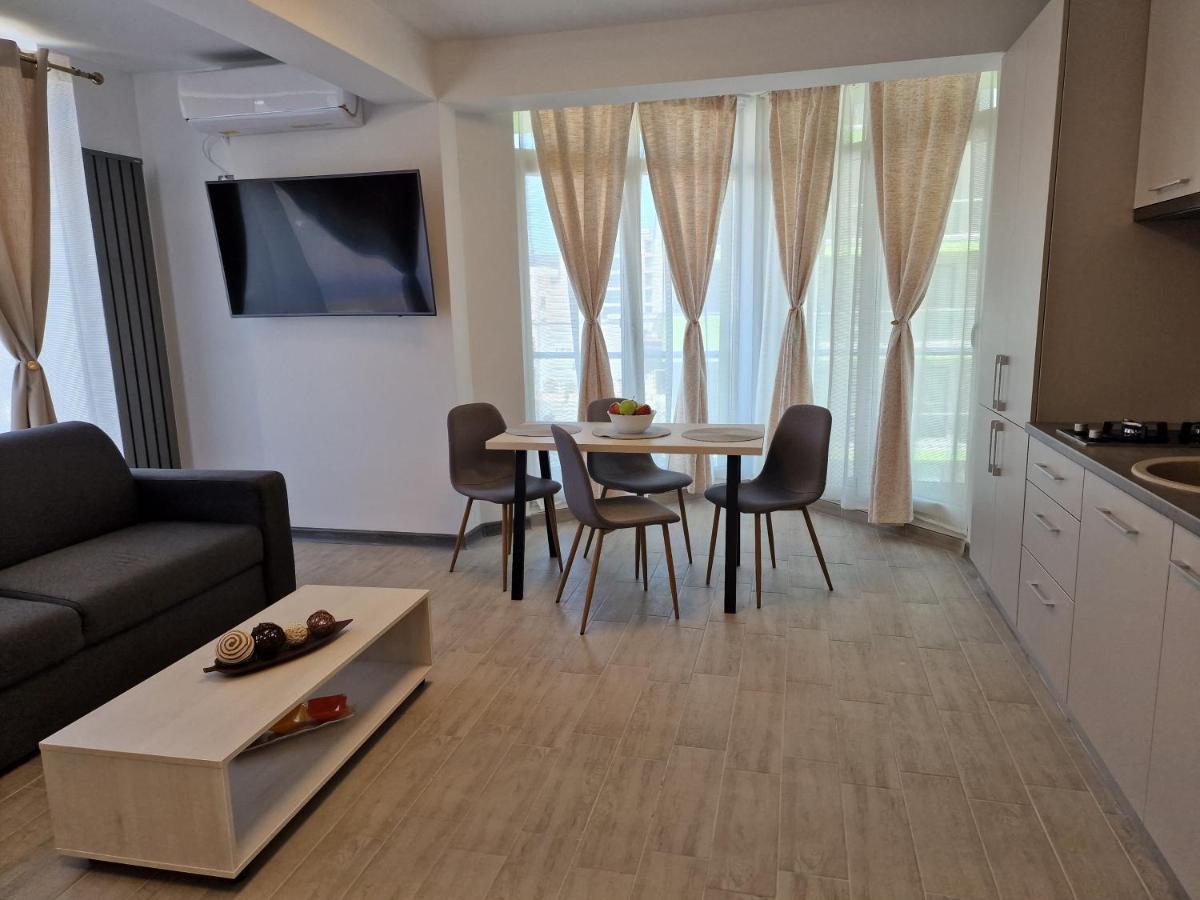 Cristalex Aparthotel & Spa Mamaia Nord Năvodari Zewnętrze zdjęcie